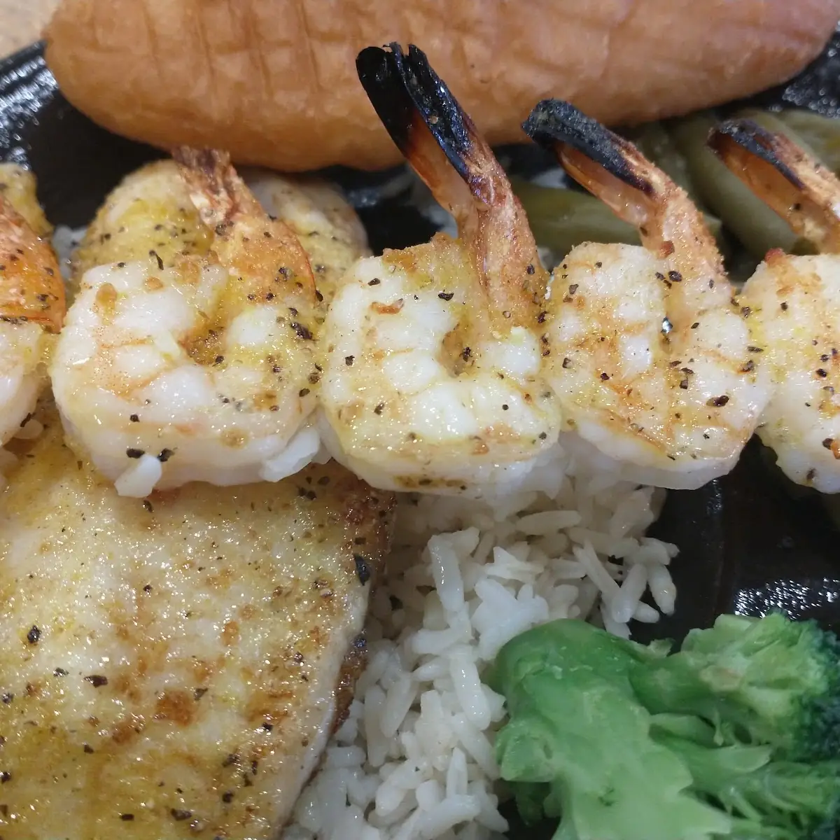 Lemon Pepper Shrimp Skewers