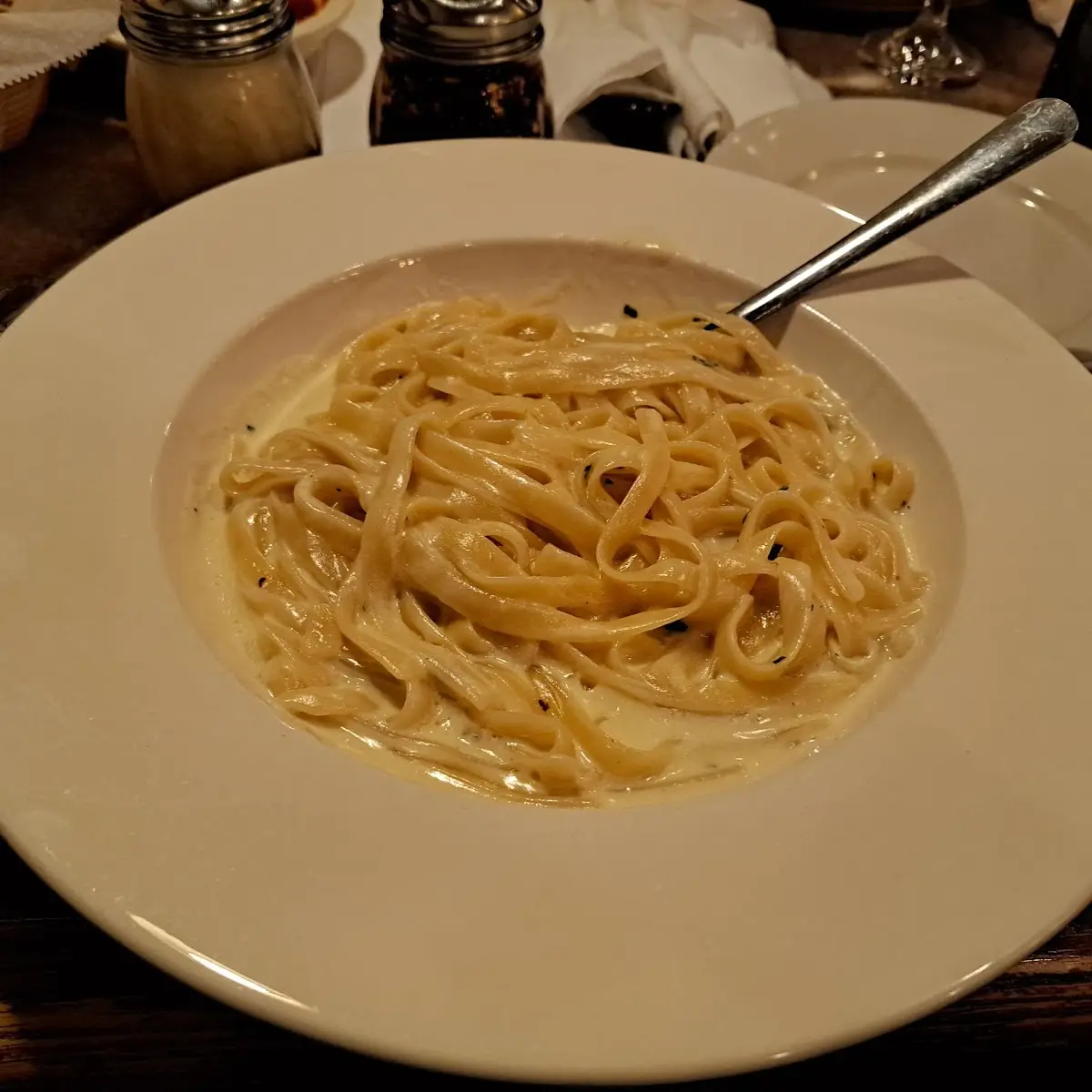 Fettuccine Alfredo