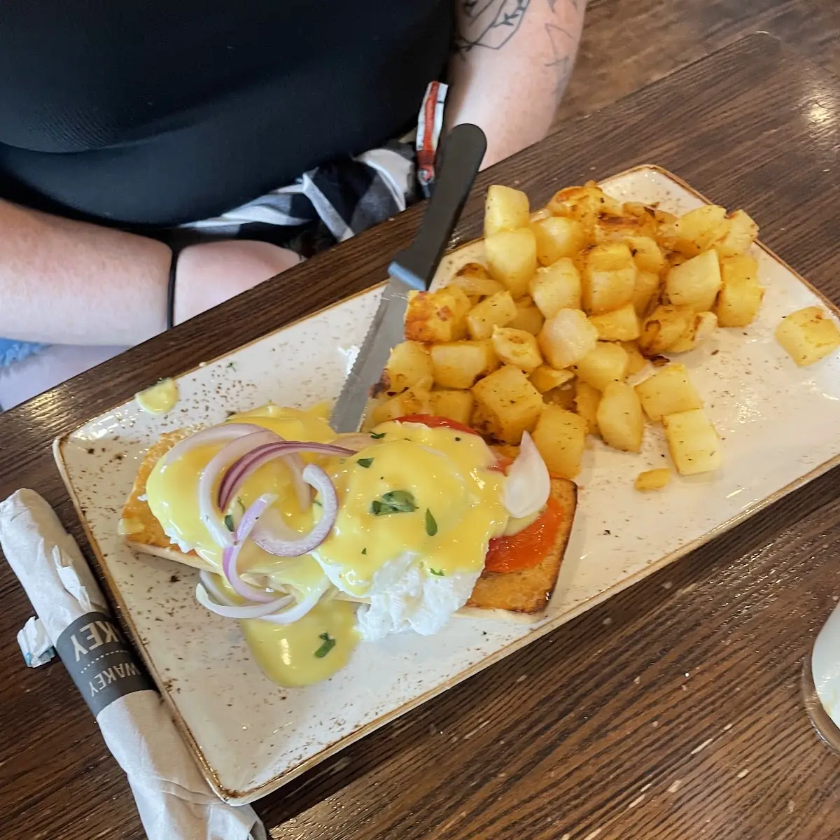 Salmon Benedict