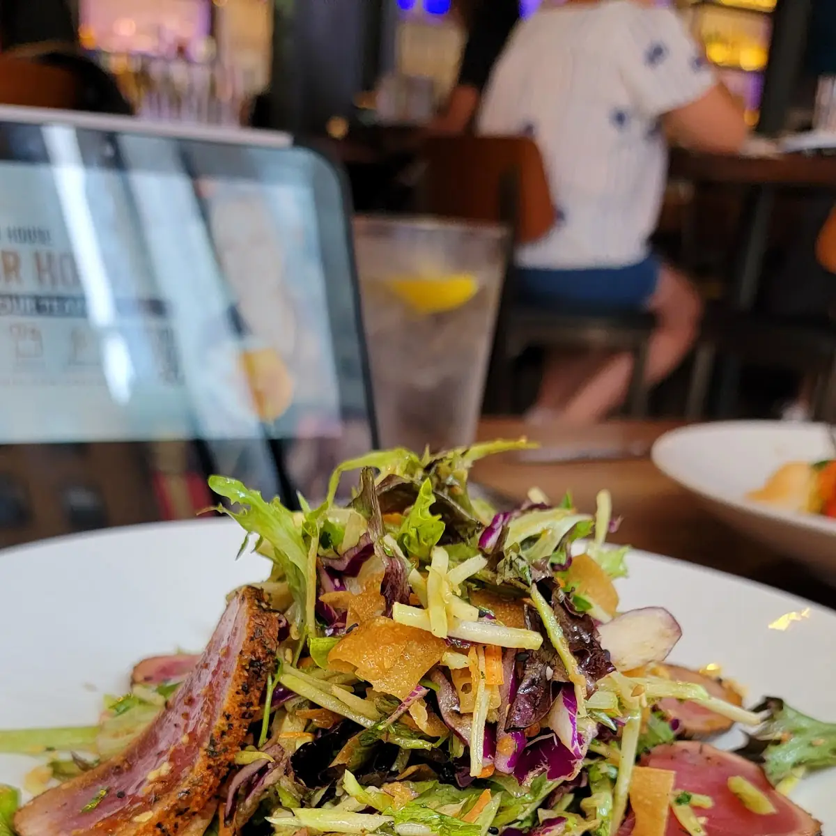 Ahi Tuna Crunchy Salad