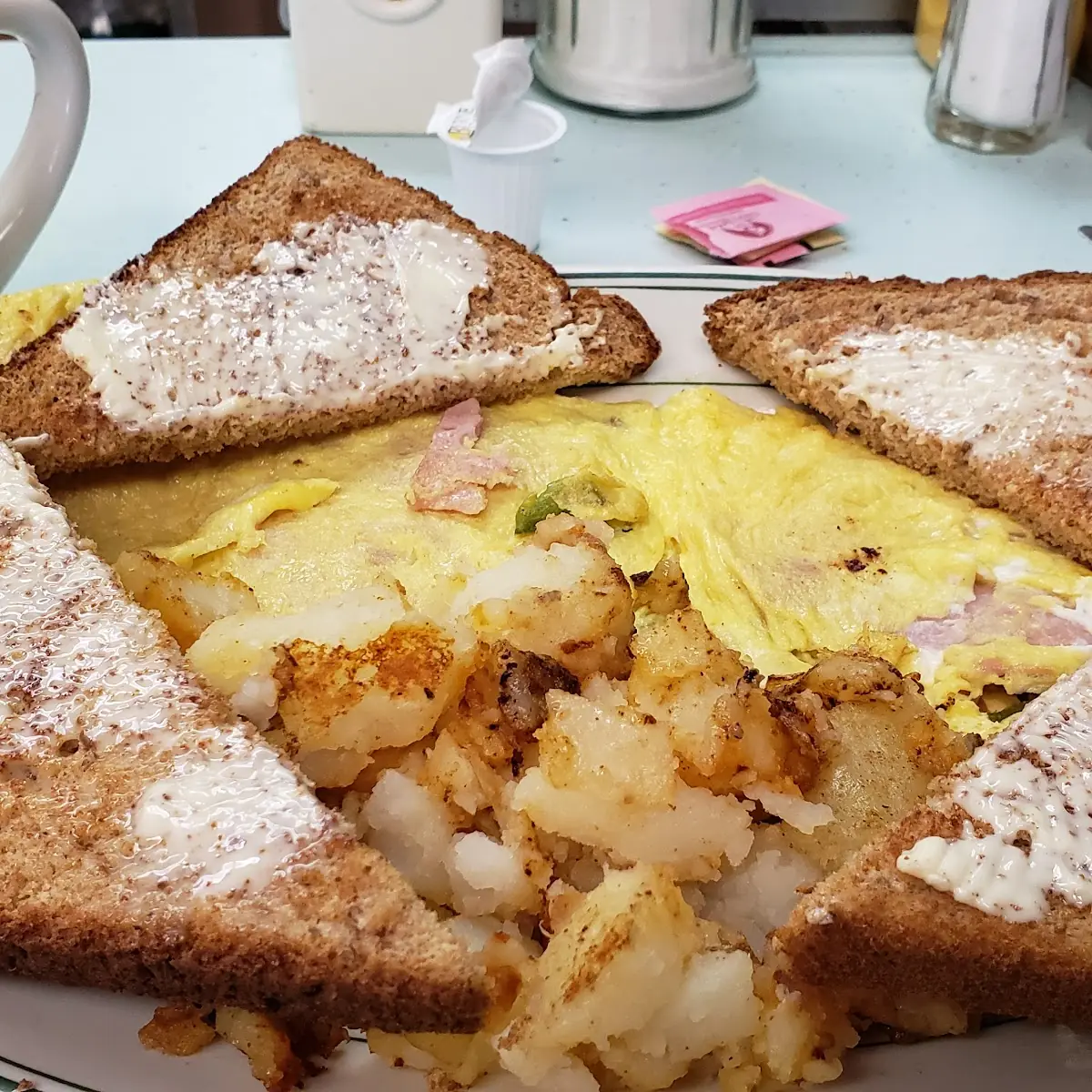 Western Omelette and Toast