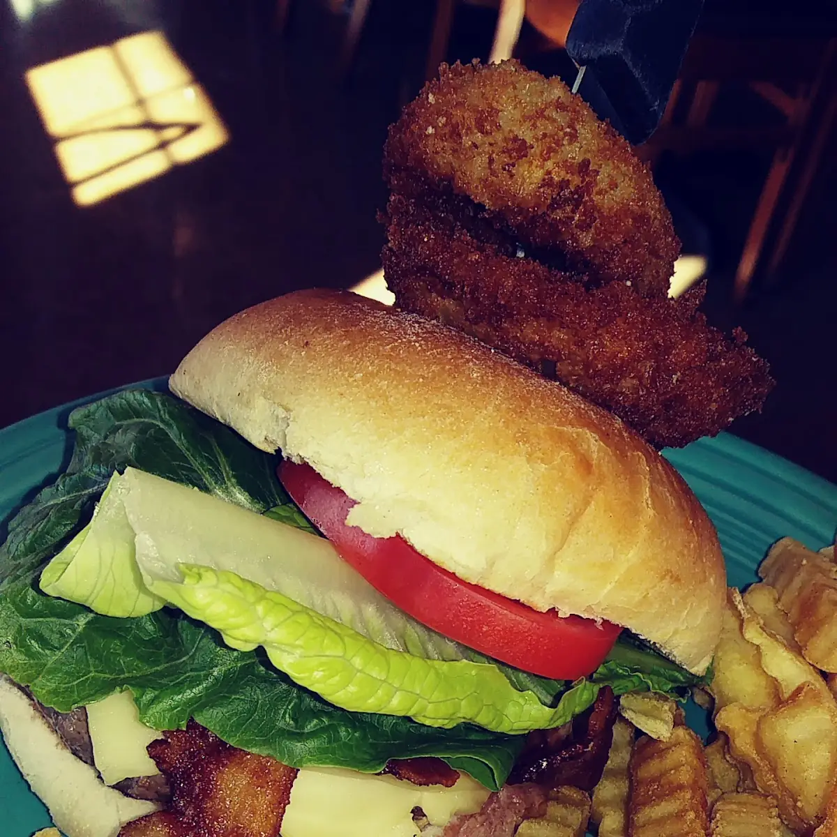 Burger & Onion Rings