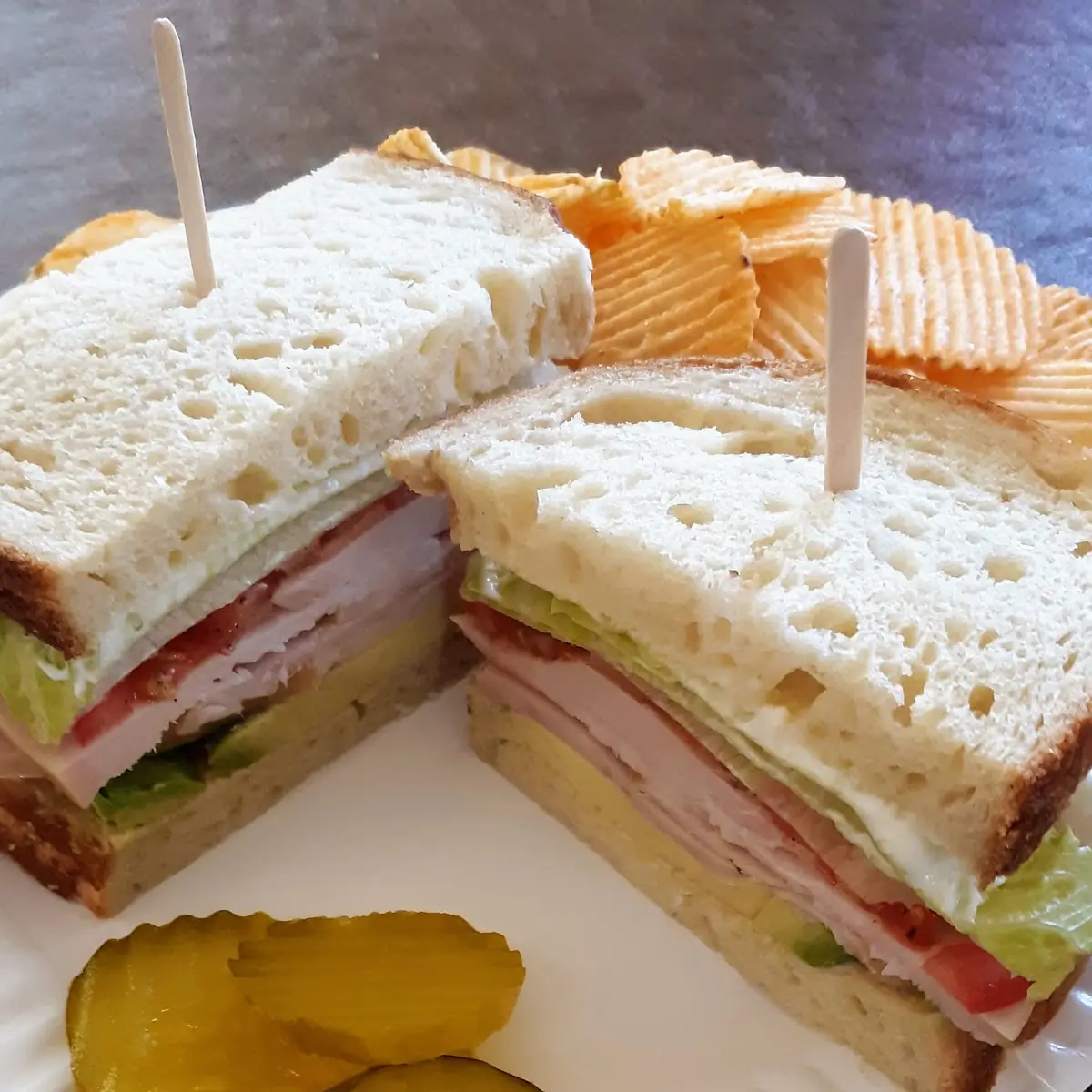Smoked Turkey with Avocado