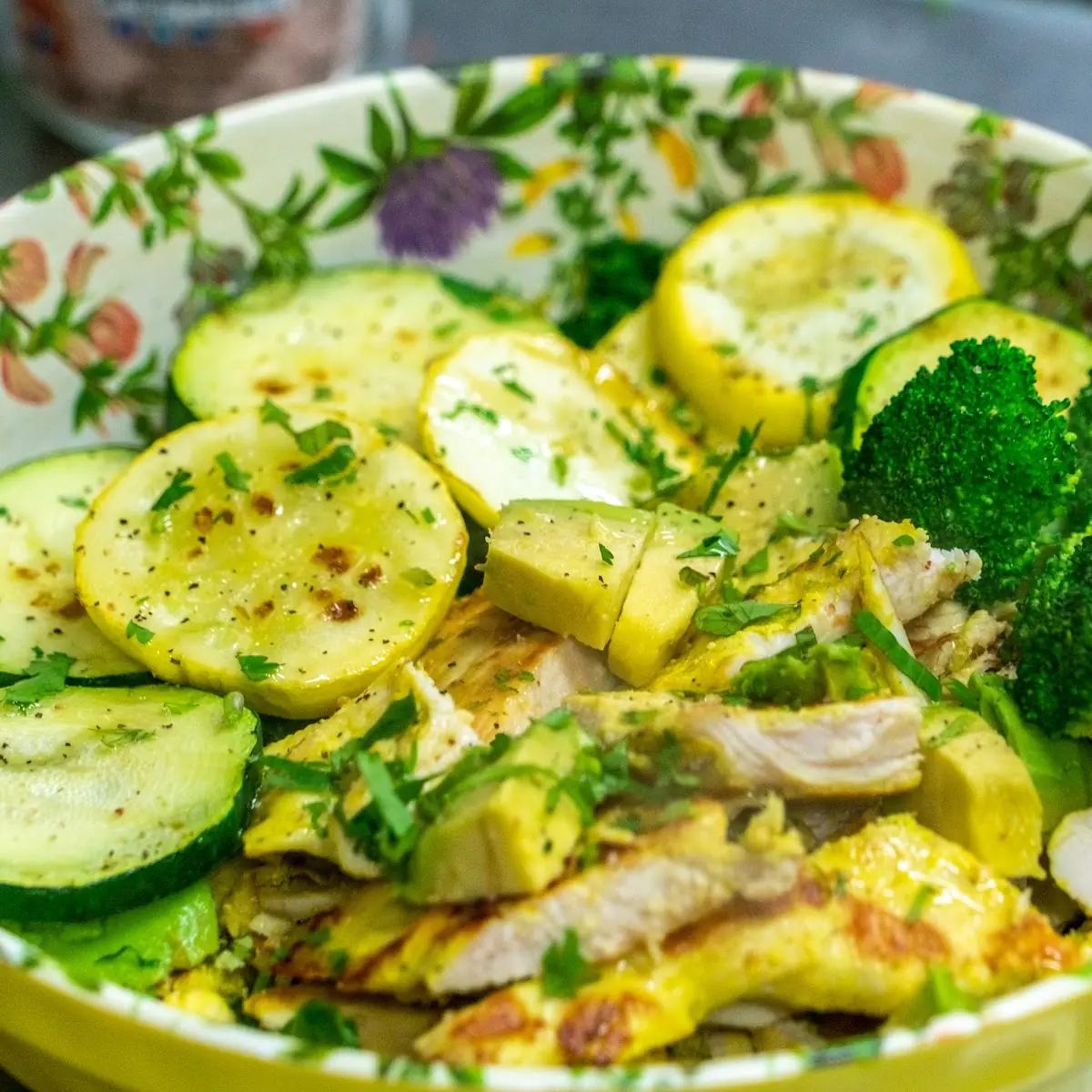 Grilled Chicken Avocado Salad