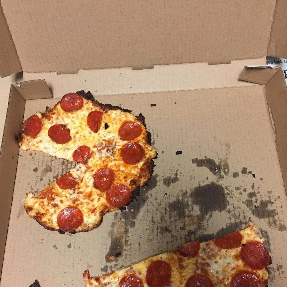 Large Pepperoni Pizza