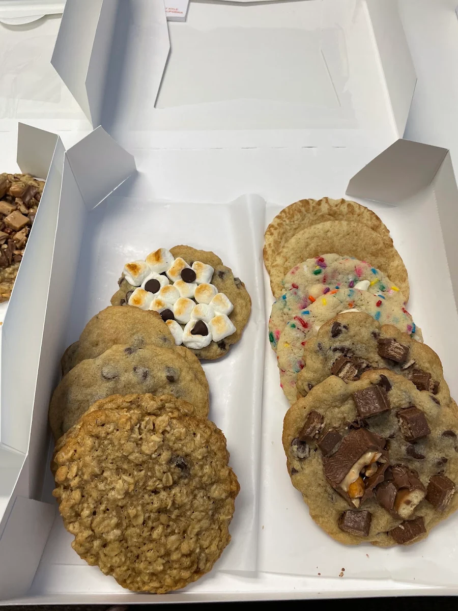 Assorted Cookie Box