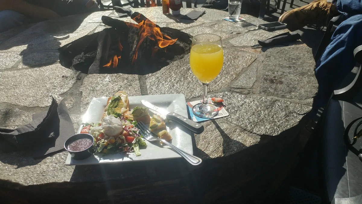 Bottomless Mimosas