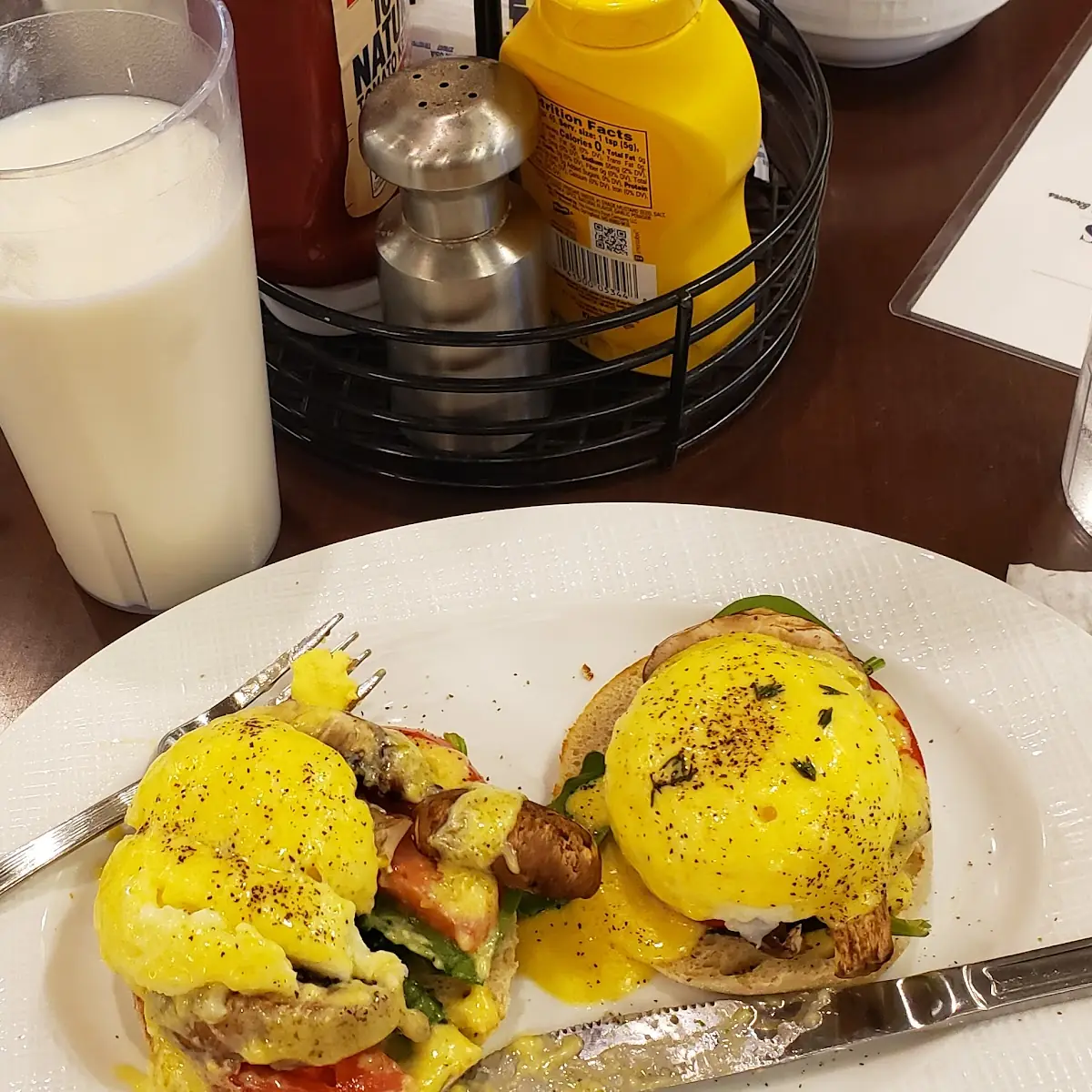 Eggs Benedict