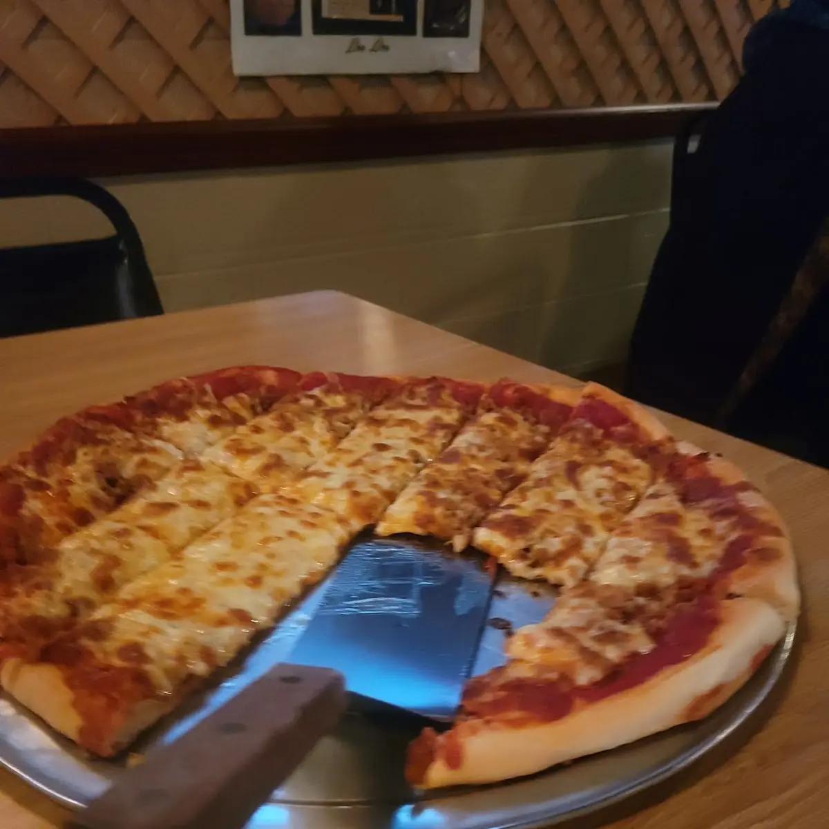 Sausage Pizza with Crumbled Sausage