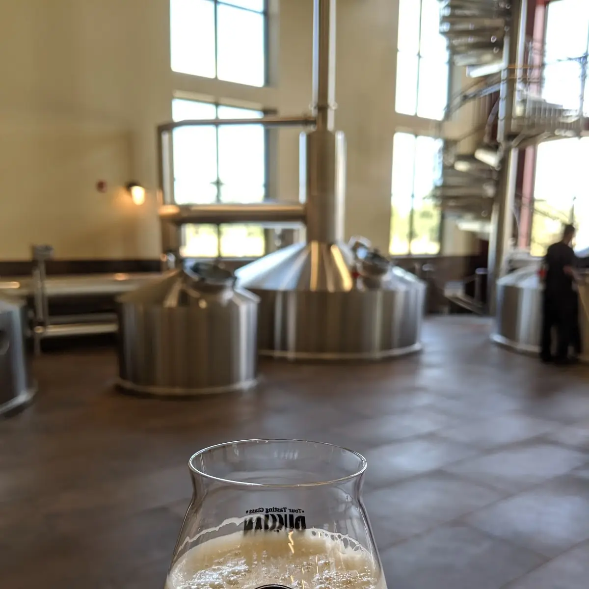 Draft Blonde Craft Beer Tasting
