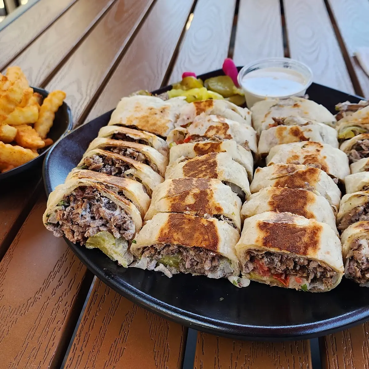 Lamb and Beef Shawarma Tray hl