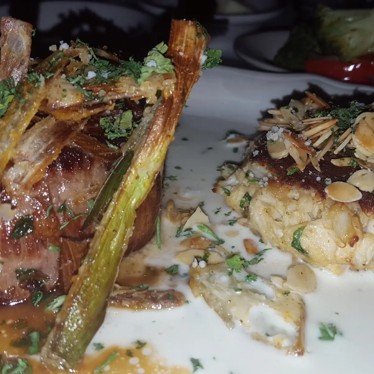 Petite Filet and Crabcake Special