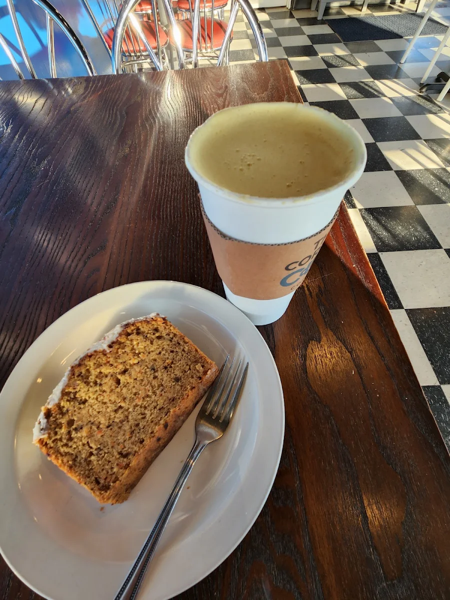 Carrot Cake and Hornet