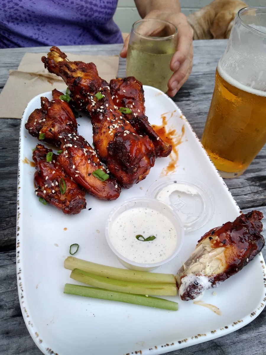 Huli Huli Wings