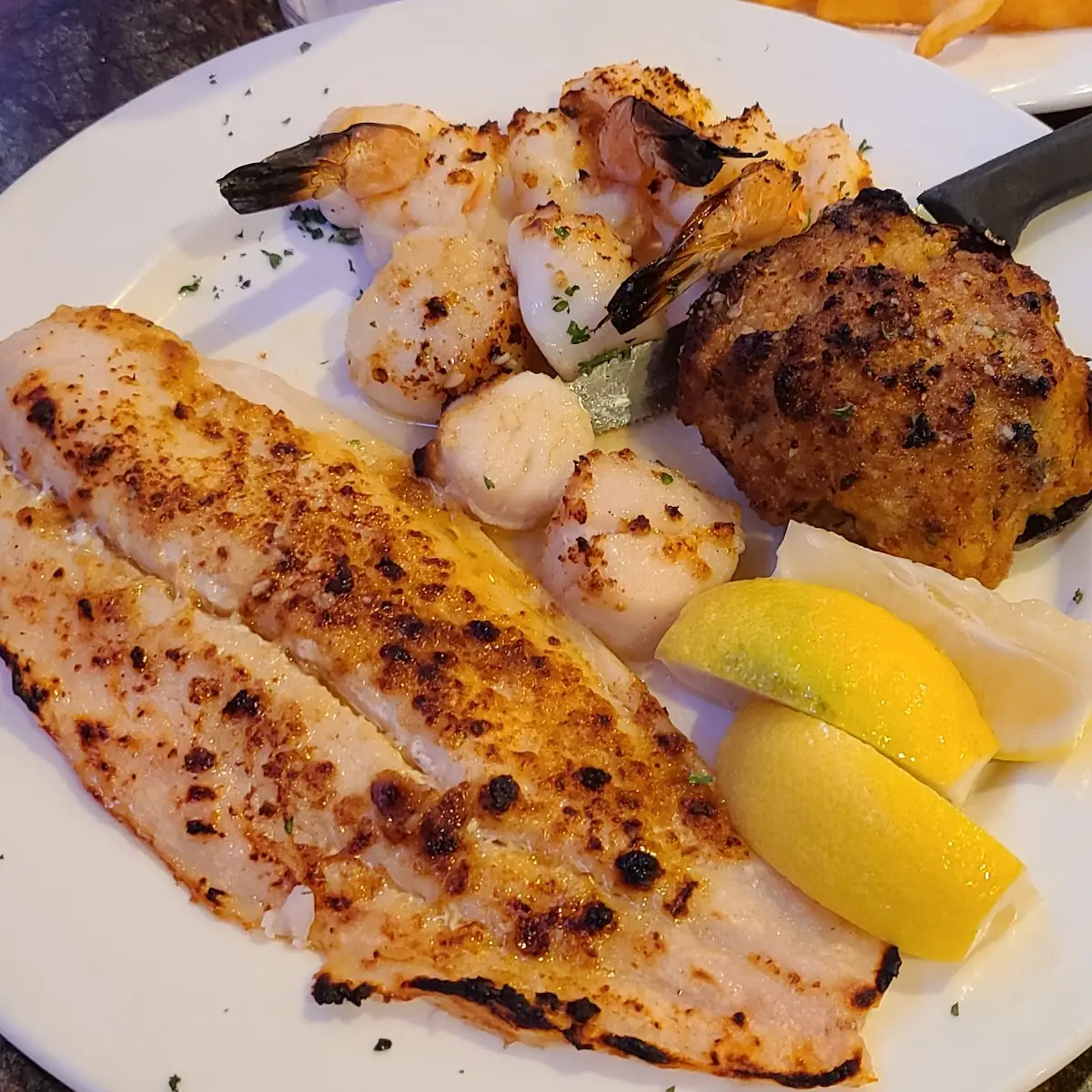 Broiled Seafood Platter