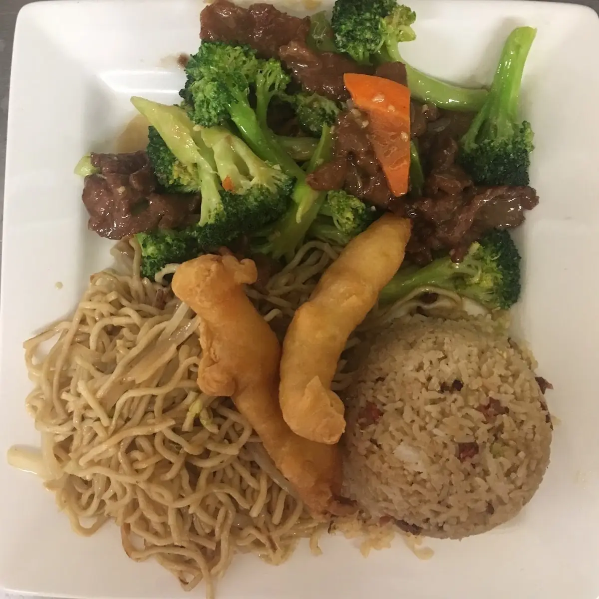 Beef Broccoli & Orange Chicken