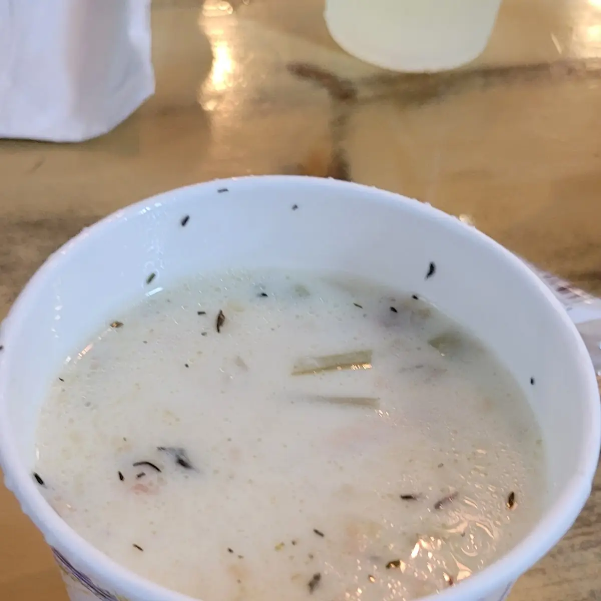 New England Clam Chowder with Oyster Crackers