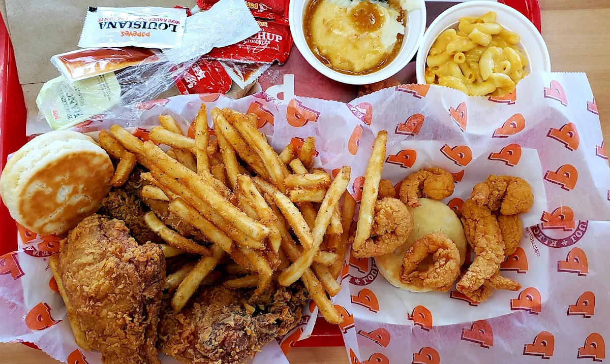 Fried Chicken Dinner, Popeyes Louisiana Kitchen