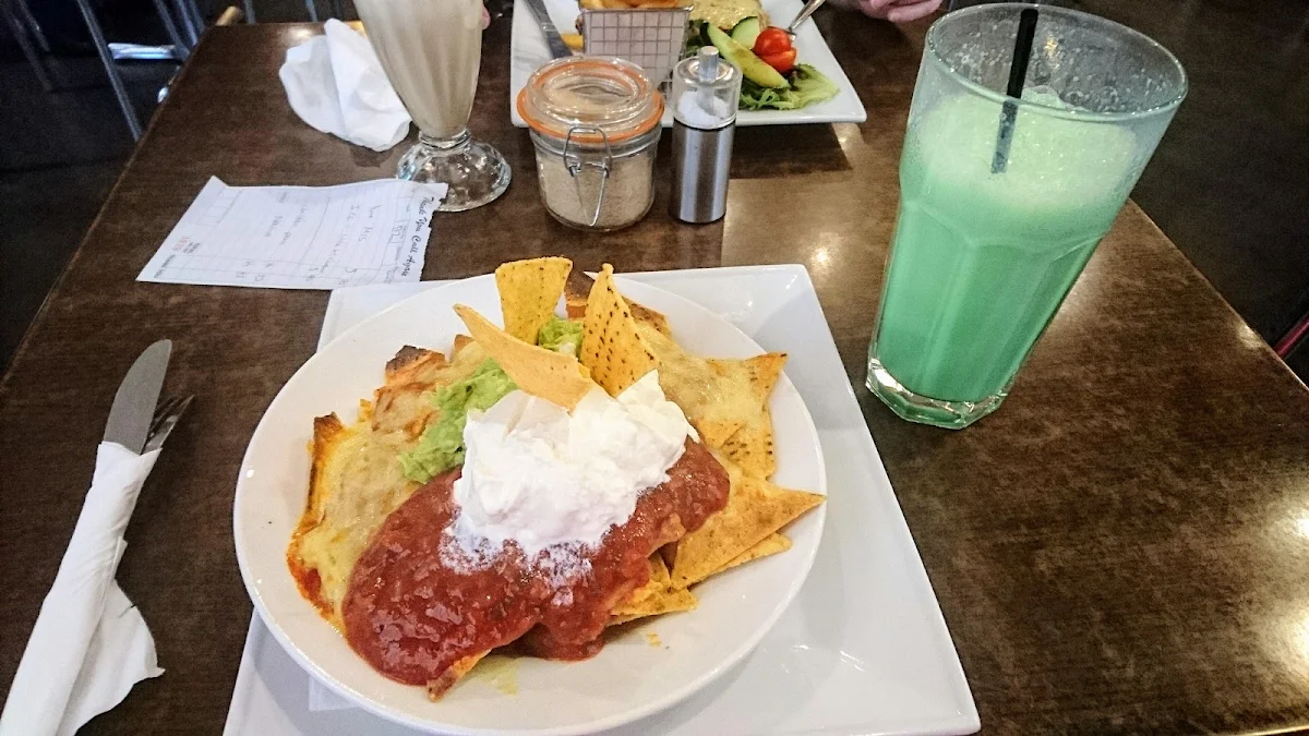 Lime Milkshake, Café Ambra