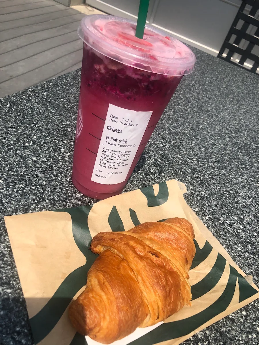 Venti Pink Drink & Croissant