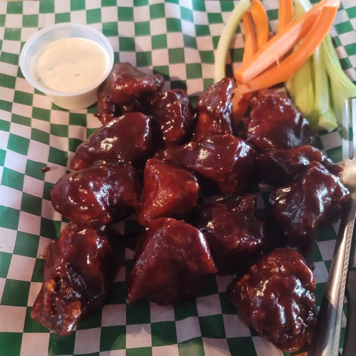 Barbecue Boneless Wings