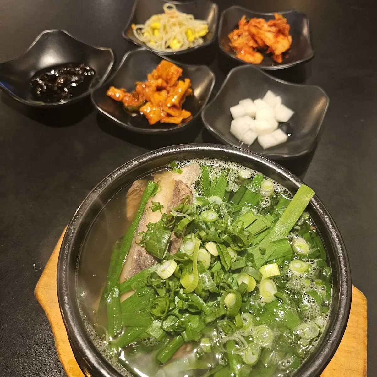 Beef Short Rib Soup with Chives 부추갈비탕
