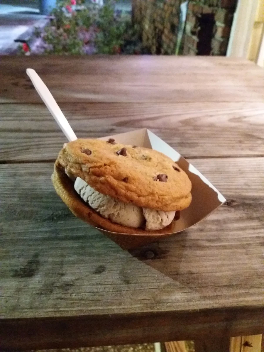 Ice Cream Sandwich