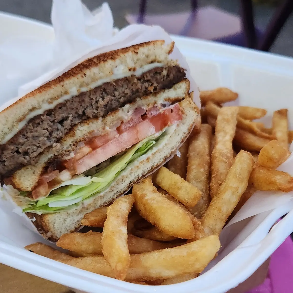 Hamburger Club Sandwich