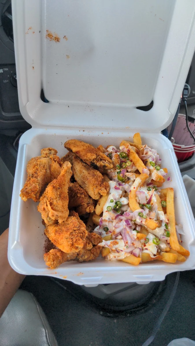 Fried Wings, Wow! Wing House
