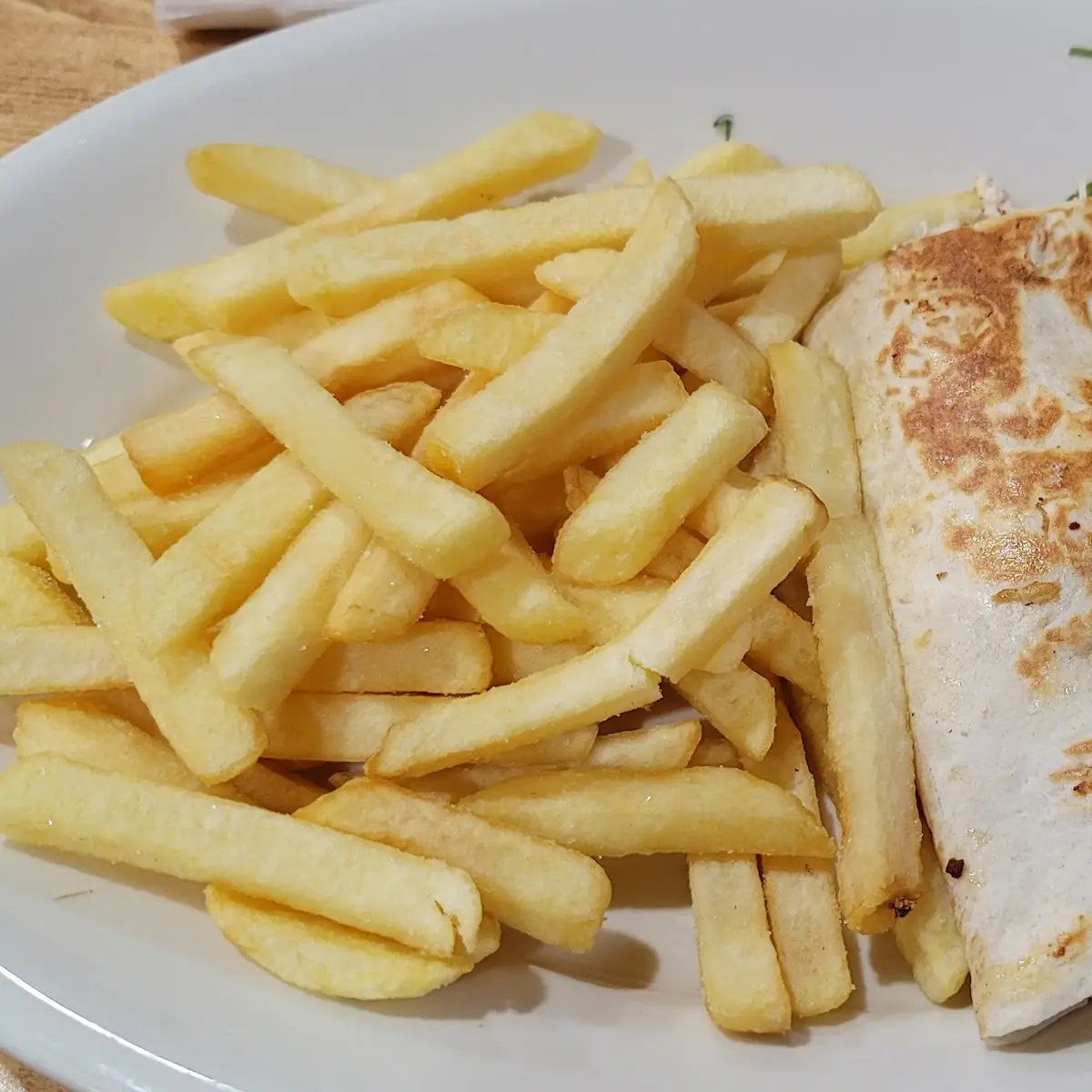 Milanesa de Pollo Chicken Quesadilla