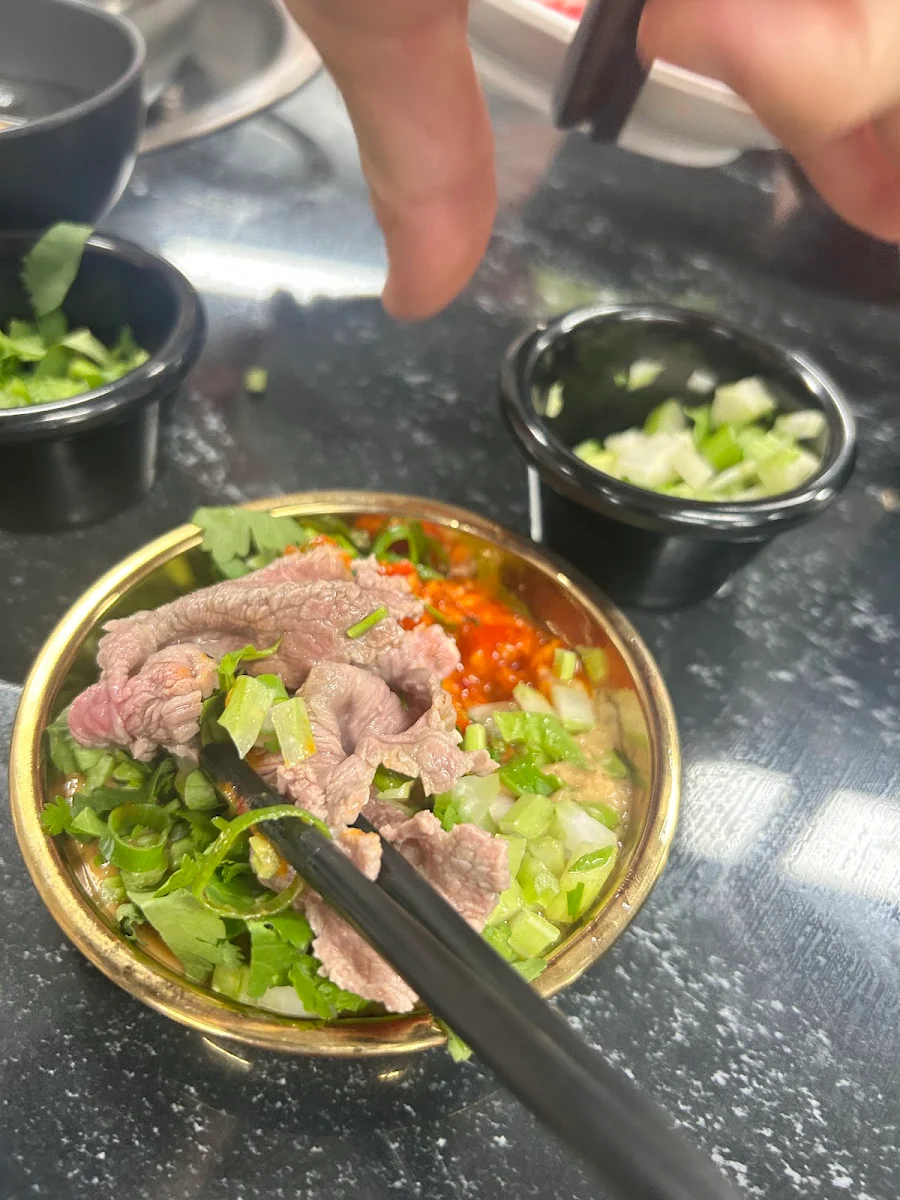 Highlights, The New Hotpot 醉牛