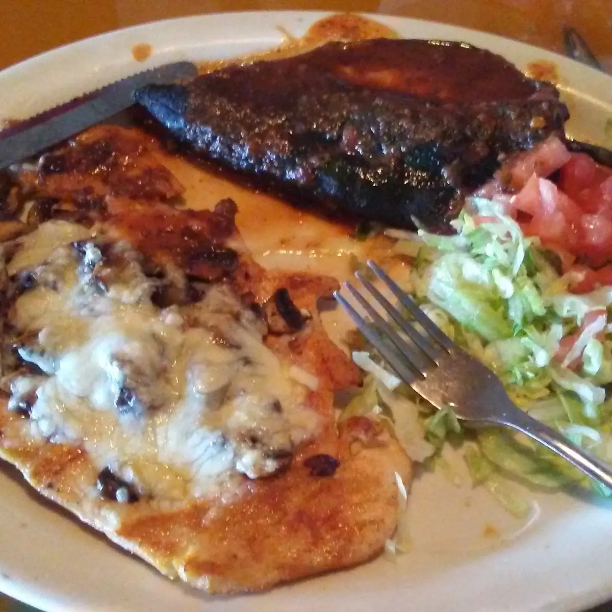 Pechuga Gratinada w Chile Relleno