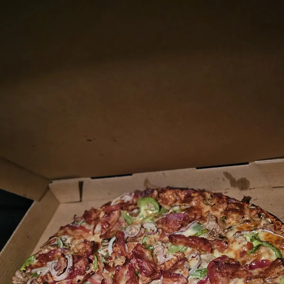 XL Deluxe Pizza