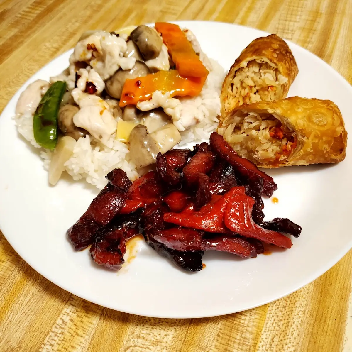 Egg Roll and Boneless Spare Ribs
