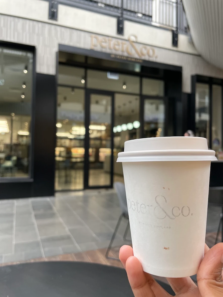 Highlights, Peter & Co Cafe