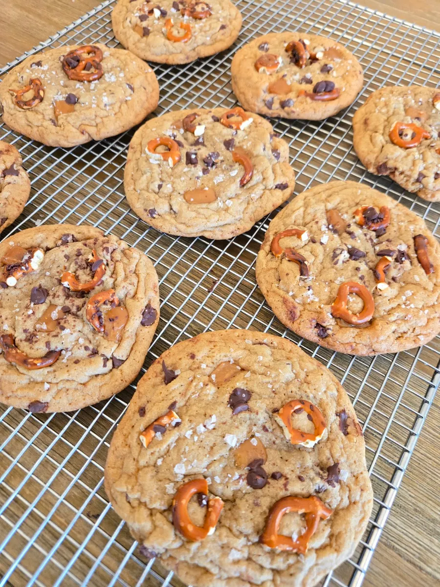 Chocolate Chip Cookies 2pcs