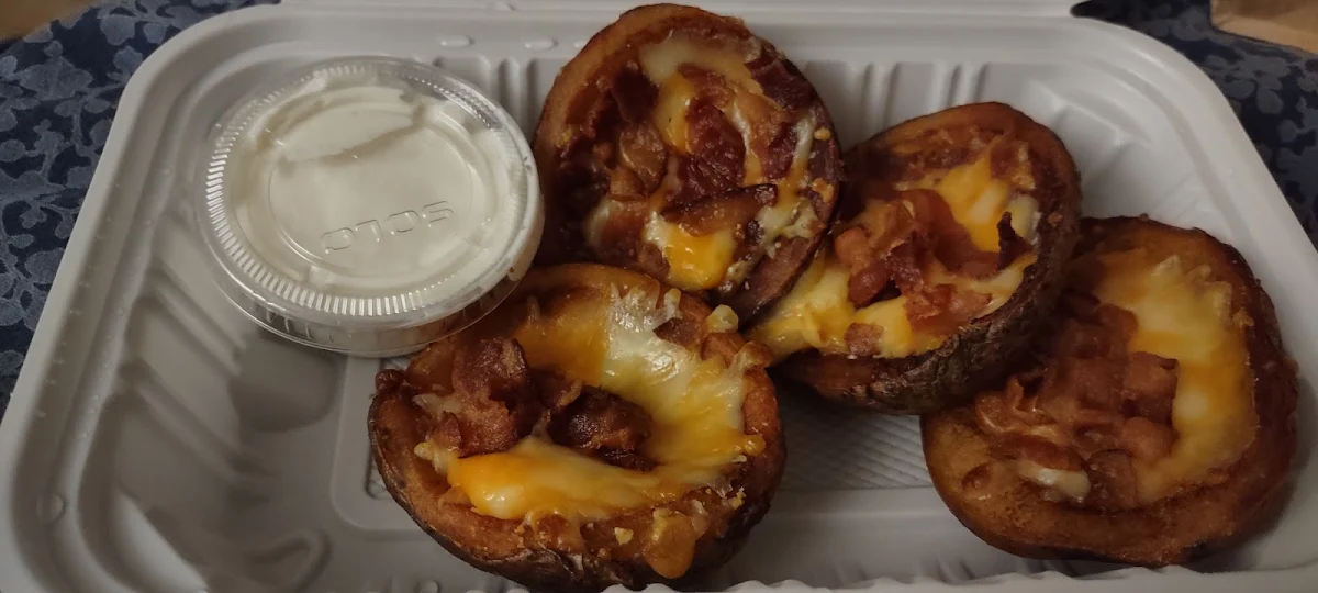 Potato Skins, Toby's Pub & Eatery
