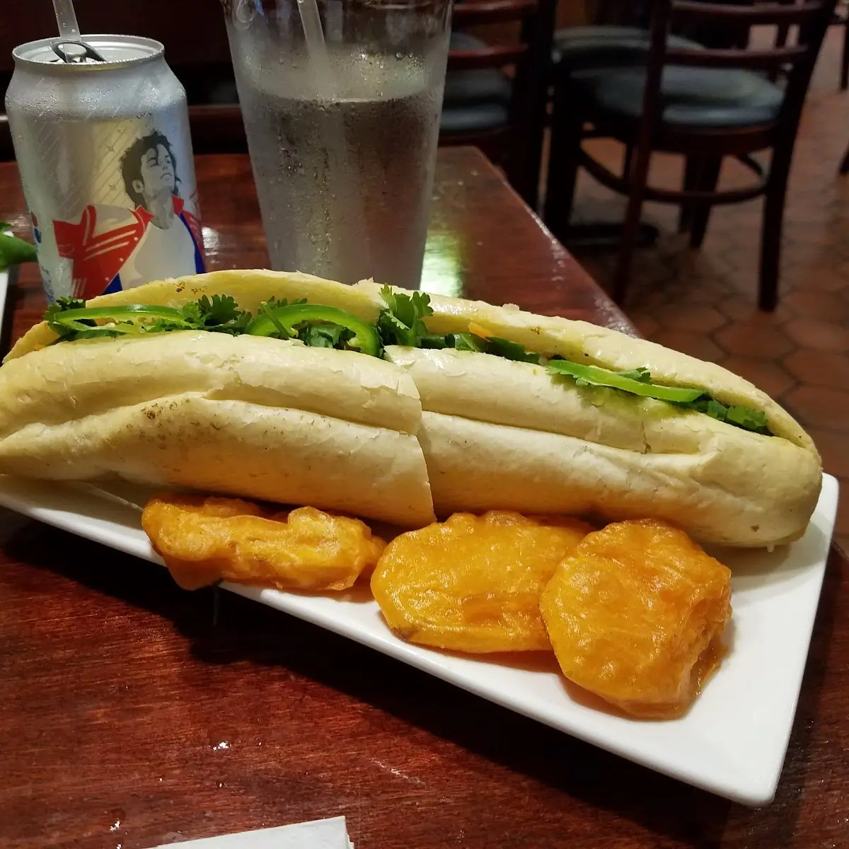 Banh MI Thit