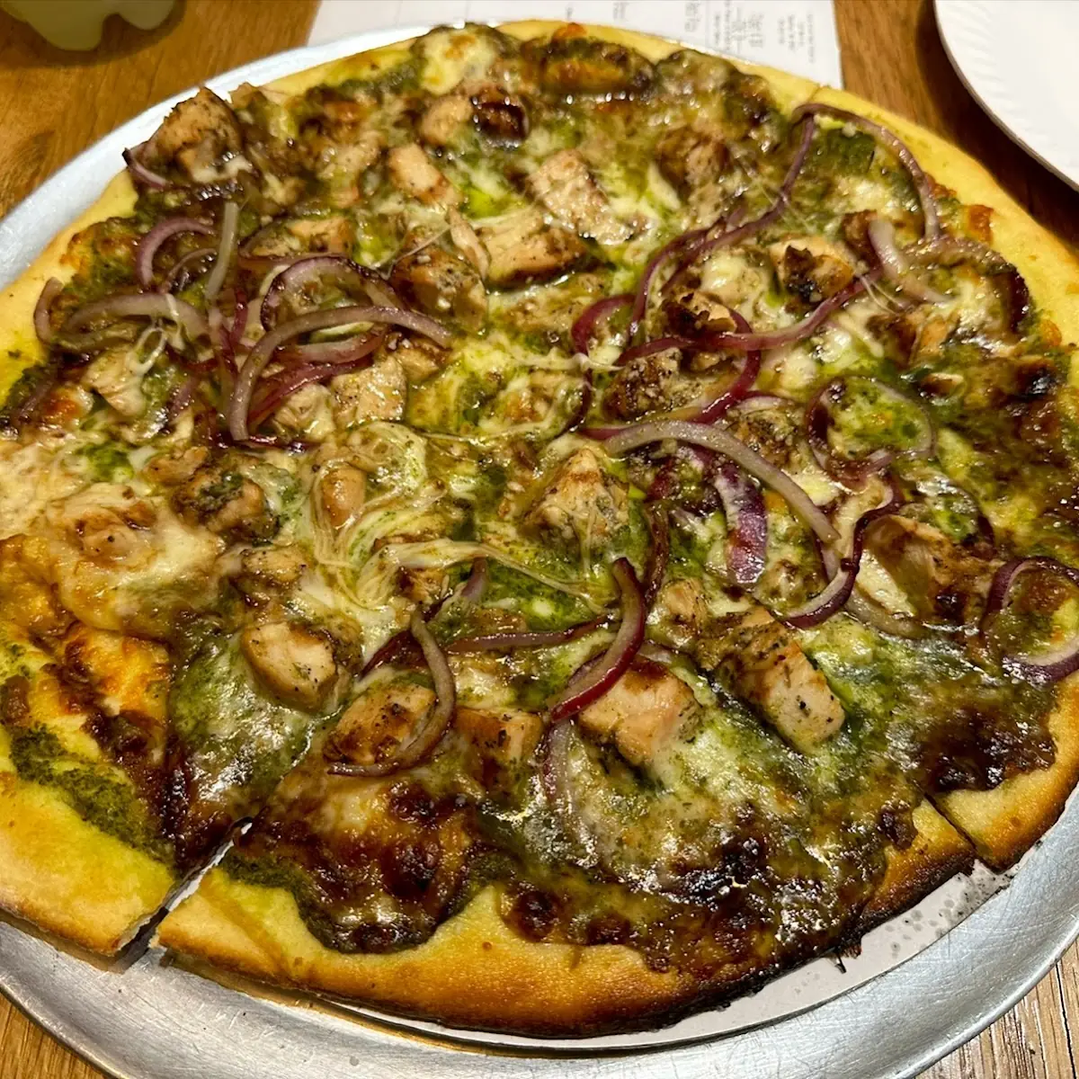 Pollo Pesto Pizza