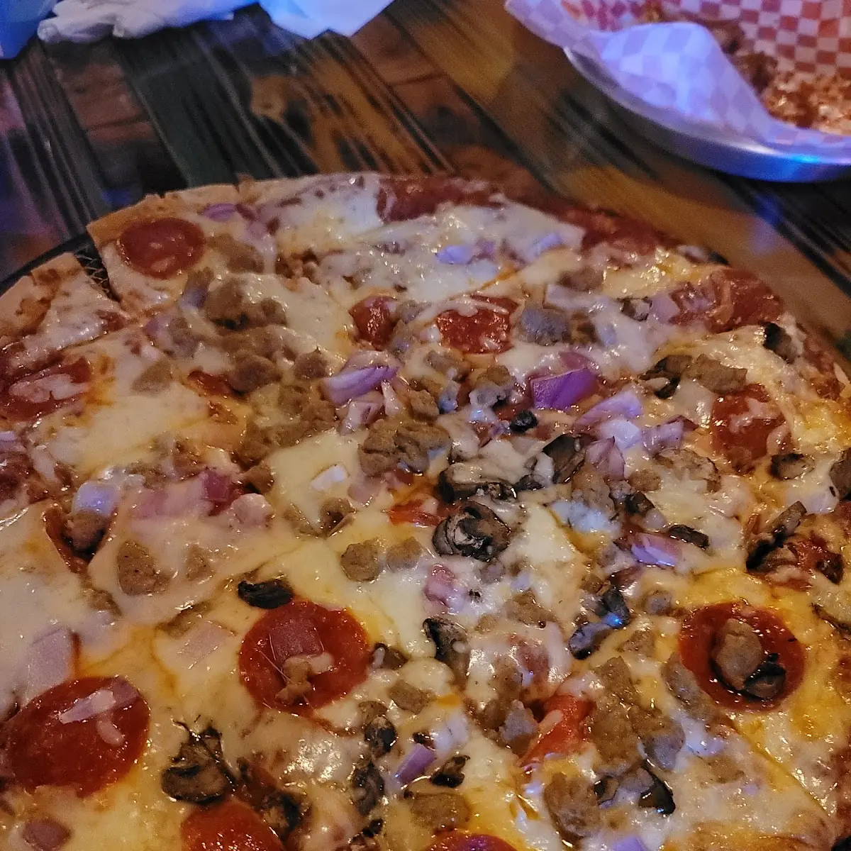 BBQ Memphis Chicken Pizza