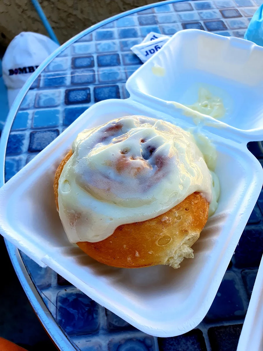 Cinnamon Rolls Each