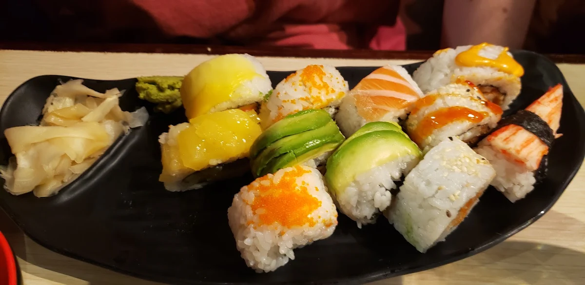 Assorted Sushi Roll
