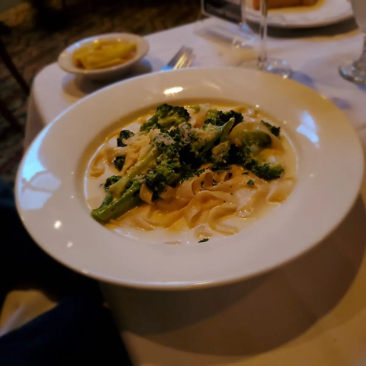 Fettuccine Alfredo