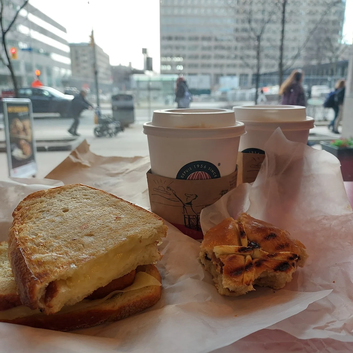 Cup of Coffee, Au Pain Doré