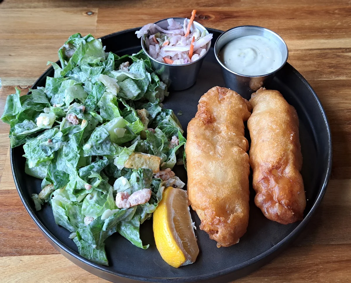 Fish N Ship Et Salade César, La Centrale - Microbrasserie