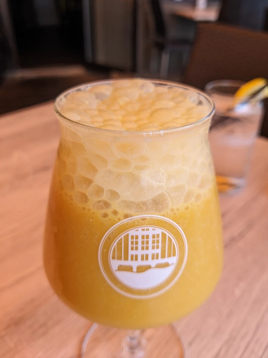 Gros Jus, La Centrale - Microbrasserie