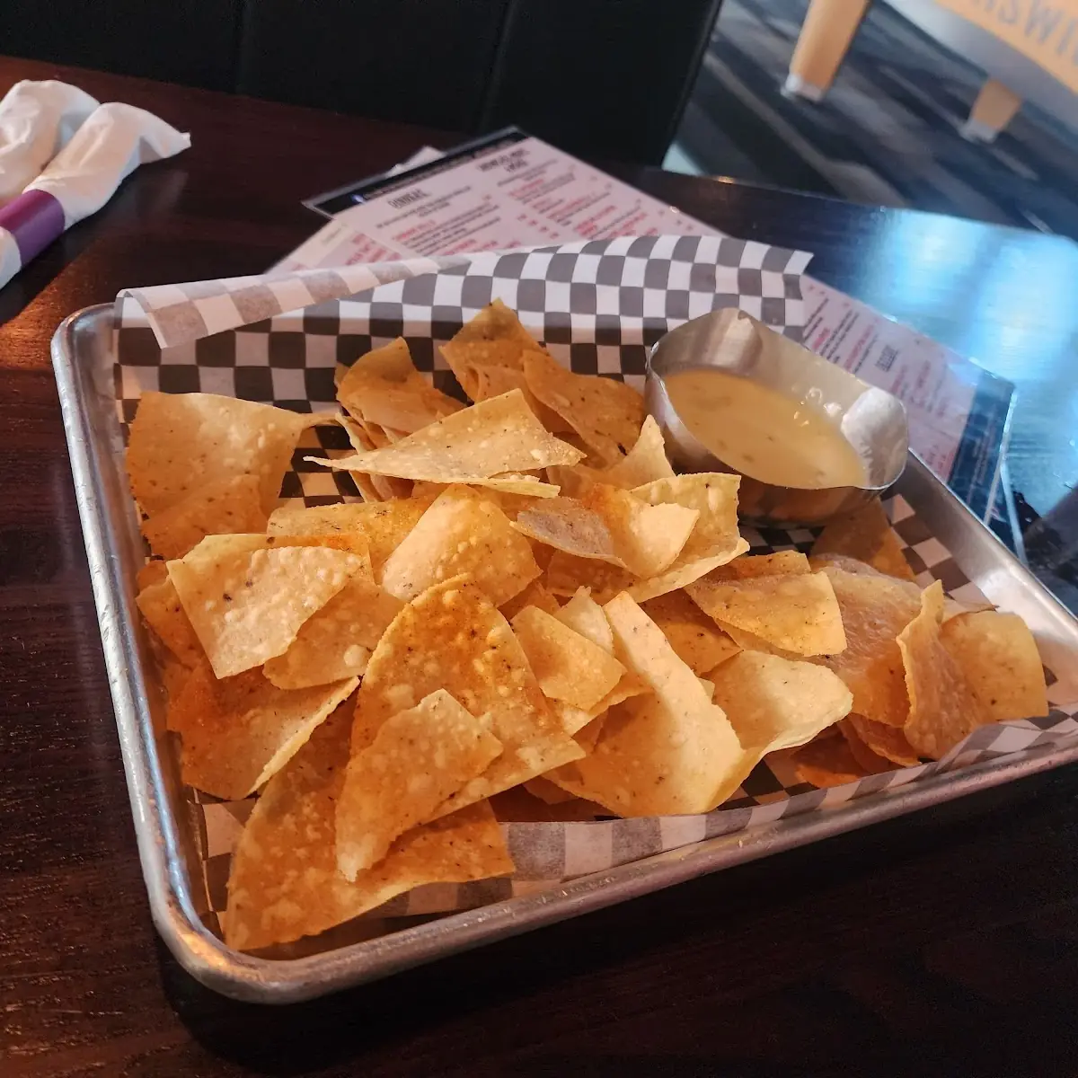 Chips & Queso