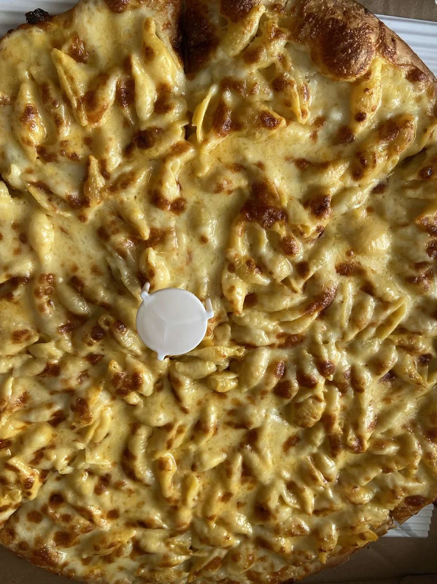Mac-N-Cheese Pizza