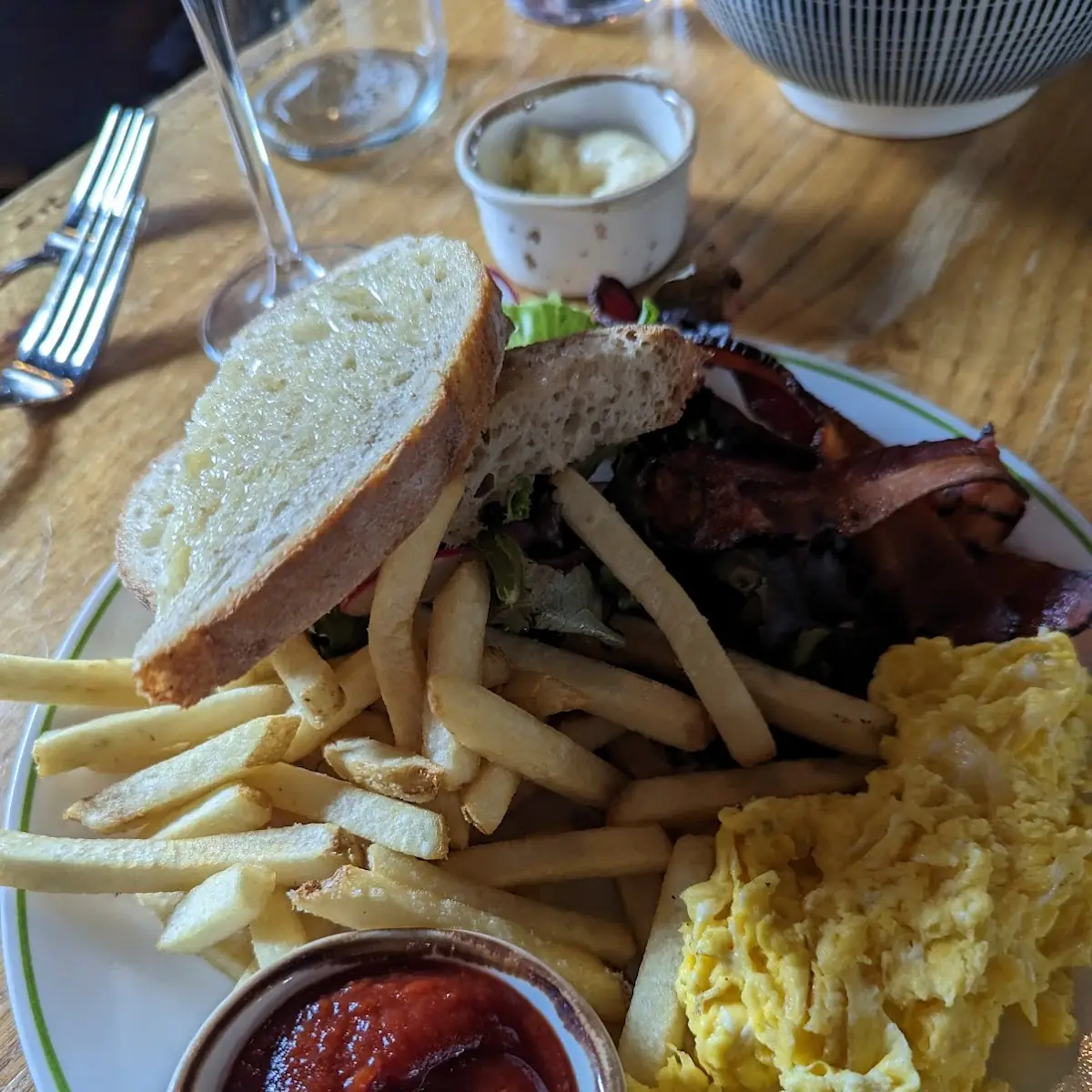 Breakfast Sandwich