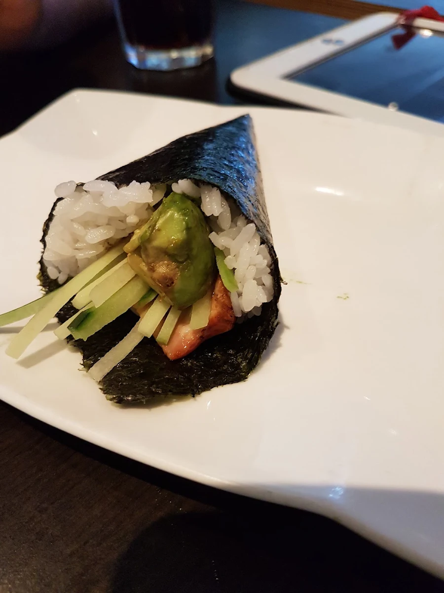 Uni Hand Roll